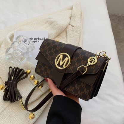 Niche Personality Printed Letter Shoulder Messenger Bag - More4LessLB