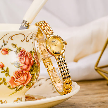 Exquisite Oval Mini Women's Vintage Waterproof Quartz Watch