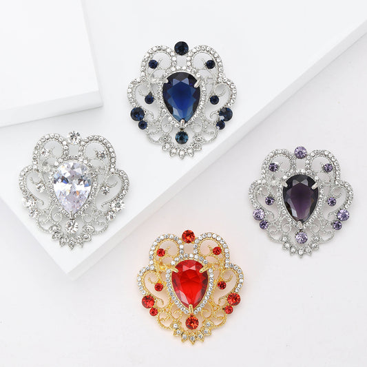 Baroque Court-style Small Trumpet Brooch Vintage And Delicate Ladies' Clothing Flower Pin Accessory