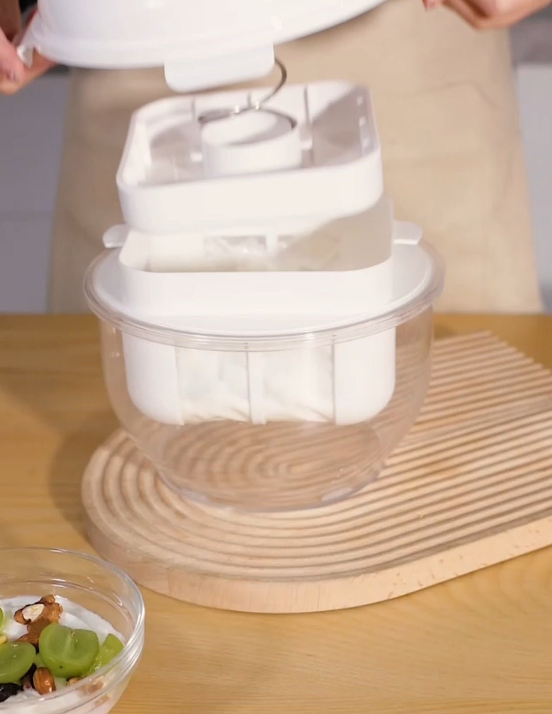 How to use Yogurt & Labneh Strainer 28 L.